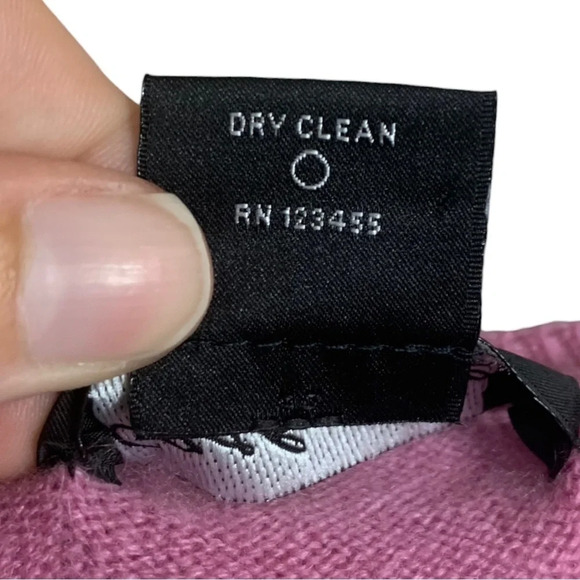 Cashmere Lord & Taylor Long Sleeve V-Neck Pullover Top Size Women’s Medium - Picture 5 of 10